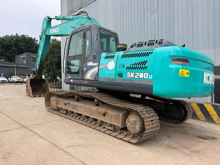 Buy Kobelco SK260 Used Excavator / 1