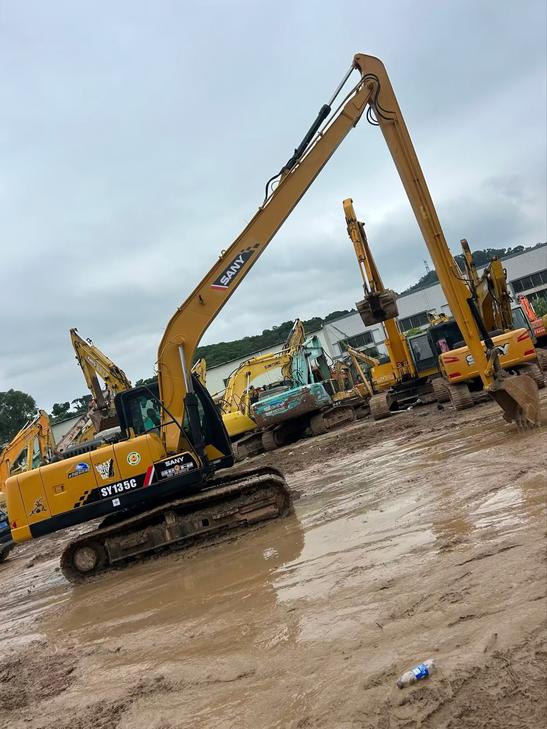 Buy Sany SY135 Used Excavator / 1