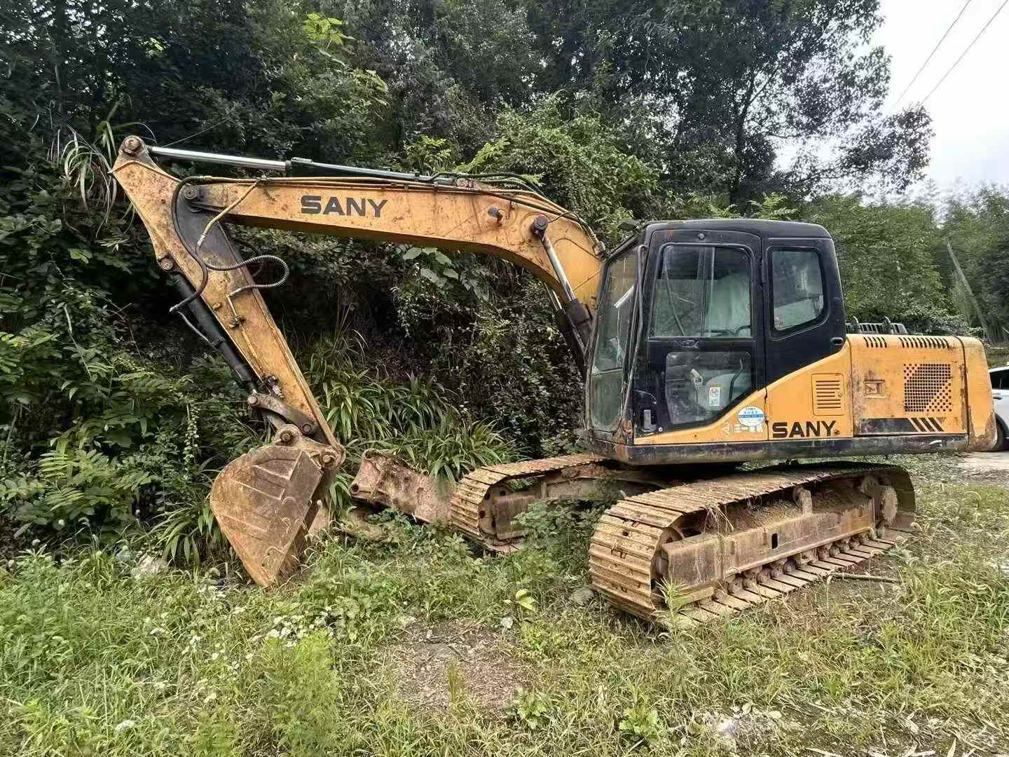 Buy Sany SY135 Used Excavator / 2