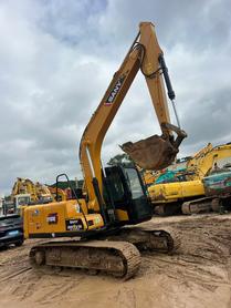 Buy Sany SY135 Used Excavator / 4 Buy Sany SY135 Used Excavator / 4