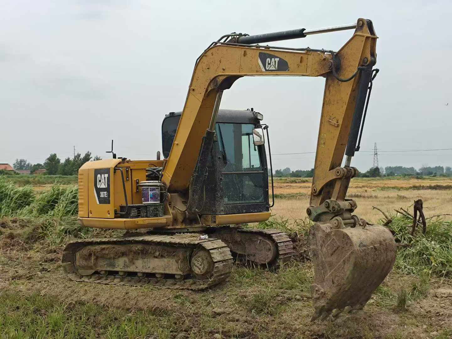Buy Caterpillar 307B Used Excavator / 2