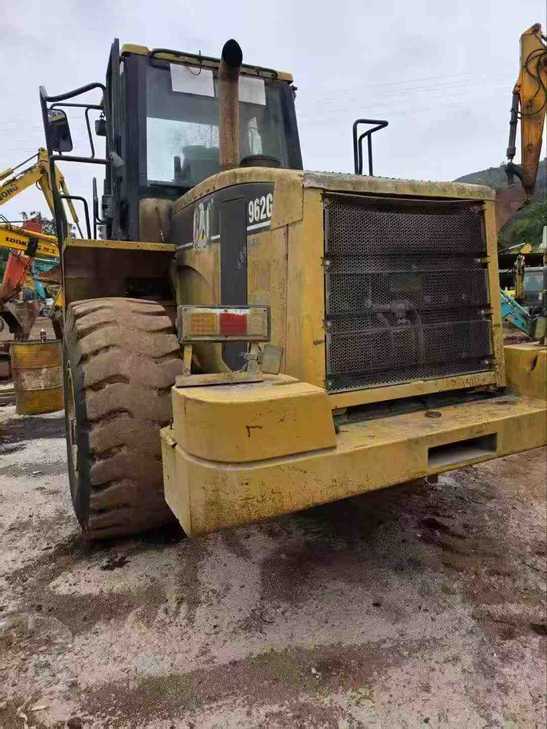 Buy Caterpillar 962G Used Excavator / 1