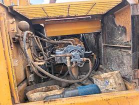 Buy Kato 820-3SP Used Excavator / 4 Buy Kato 820-3SP Used Excavator / 4