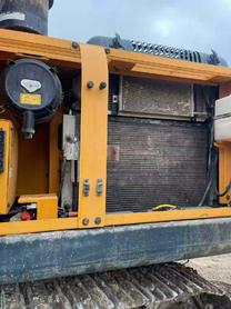 Buy Hyundai R215-7 Used Excavator / 8 Buy Hyundai R215-7 Used Excavator / 8