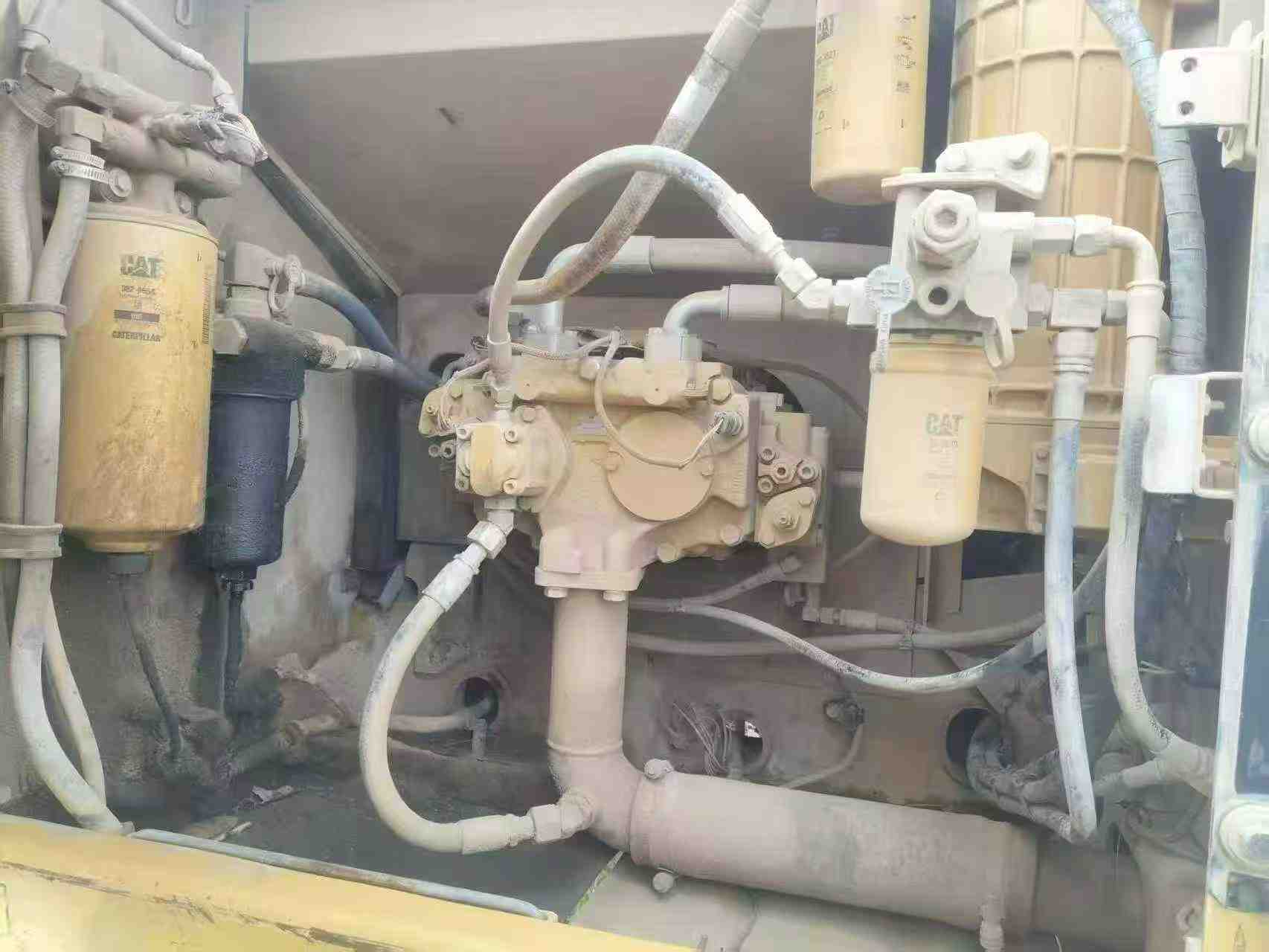 Buy Caterpillar 320A Used Excavator / 5