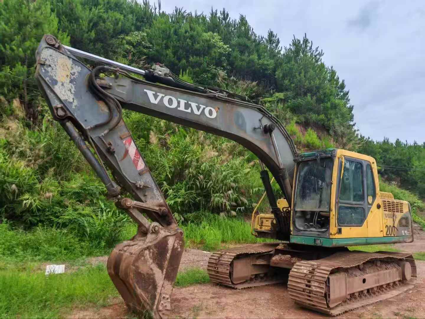Buy Volvo EC160C Used Excavator / 2