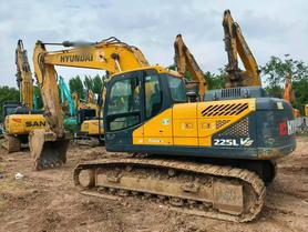 Buy Hyundai R225-7 Used Excavator / 2 Buy Hyundai R225-7 Used Excavator / 2