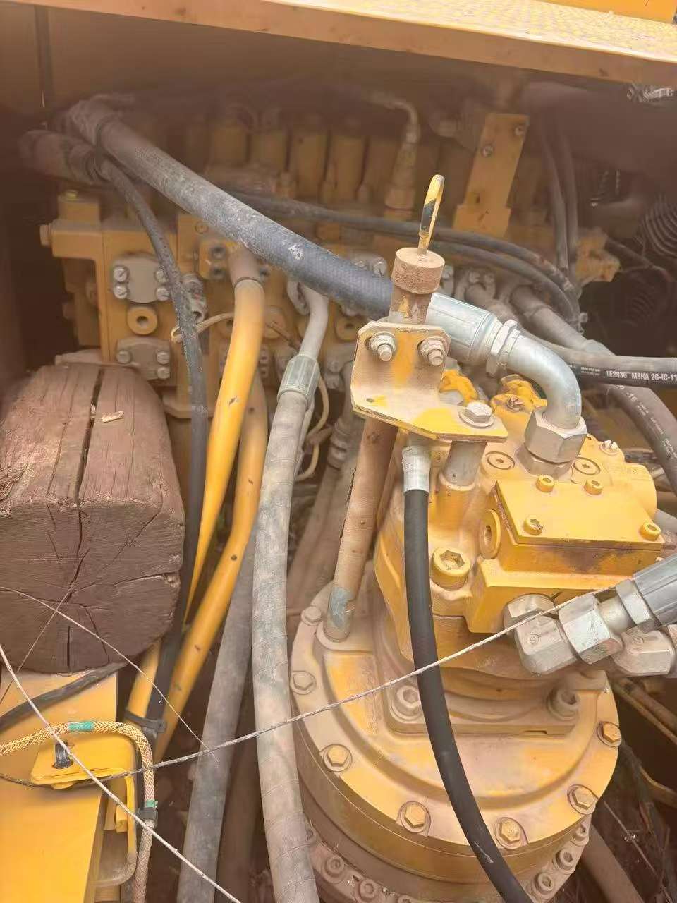 Buy Caterpillar 330B Used Excavator / 3