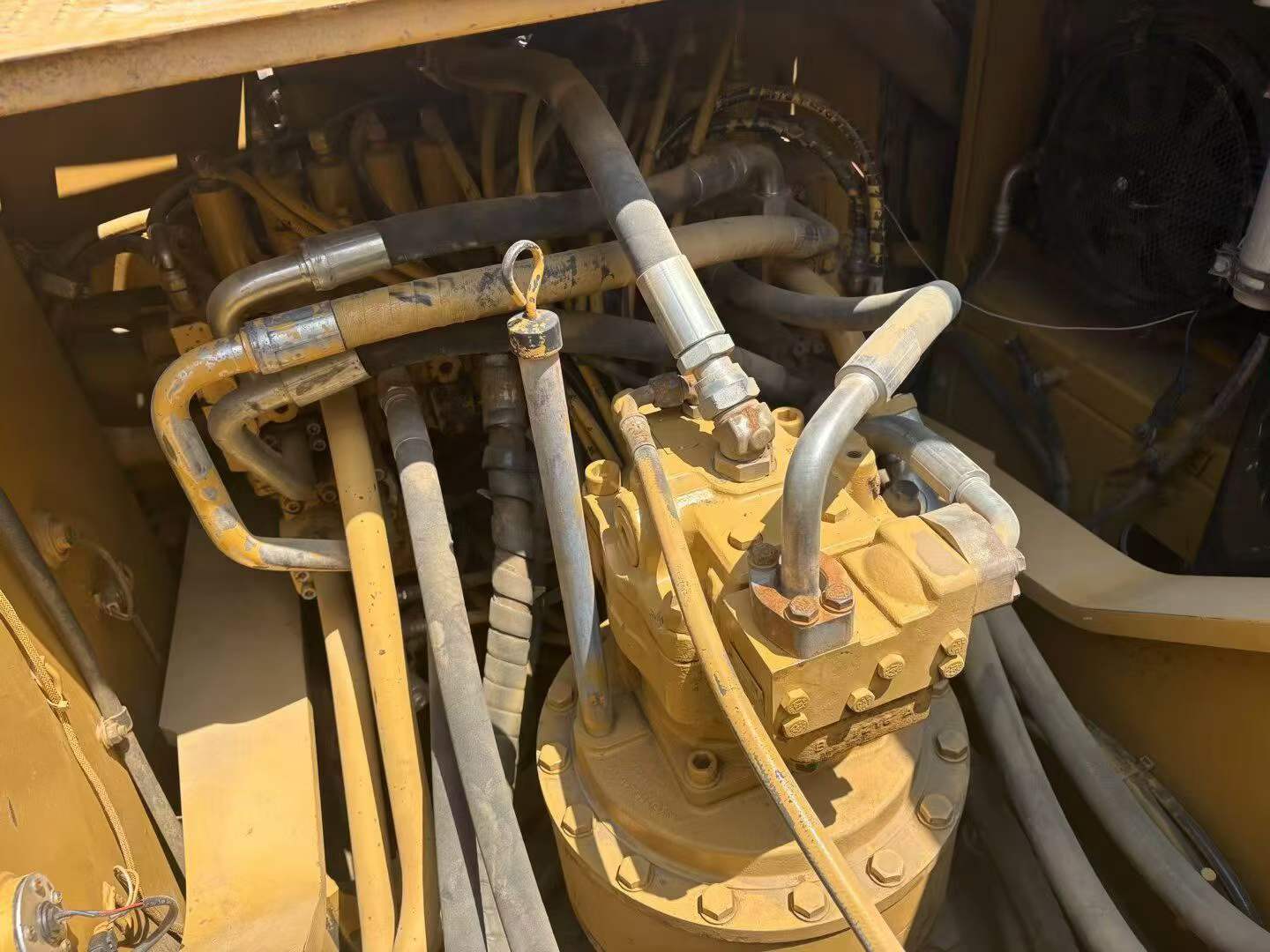 Buy Caterpillar 326DL Used Excavator / 8