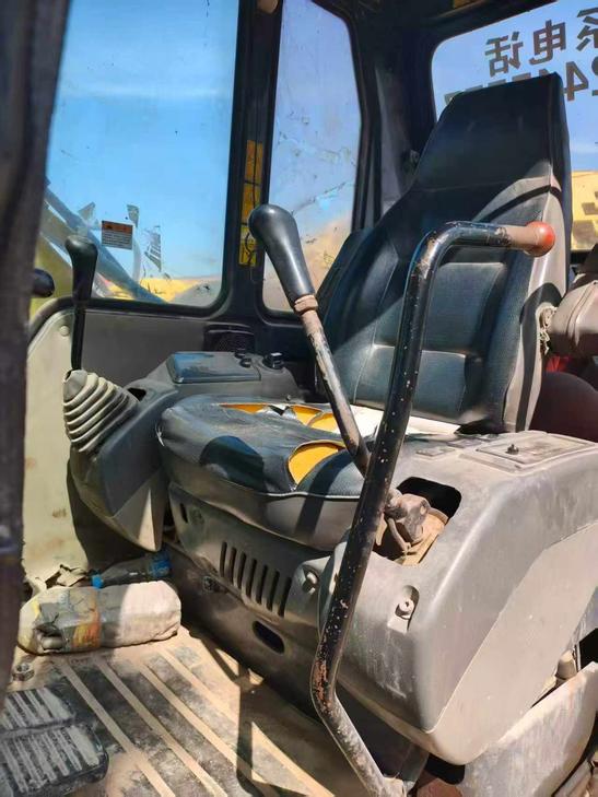 Buy Komatsu PC60-7 Used Excavator / 1