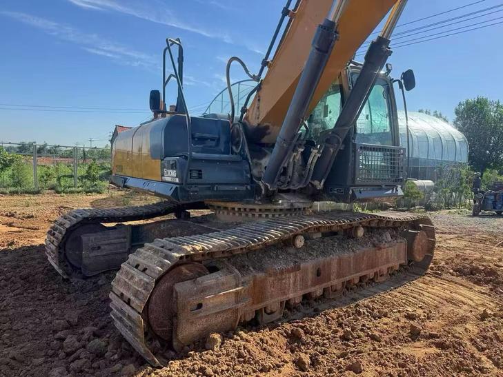 Buy XCMG XE380K Used Excavator / 1
