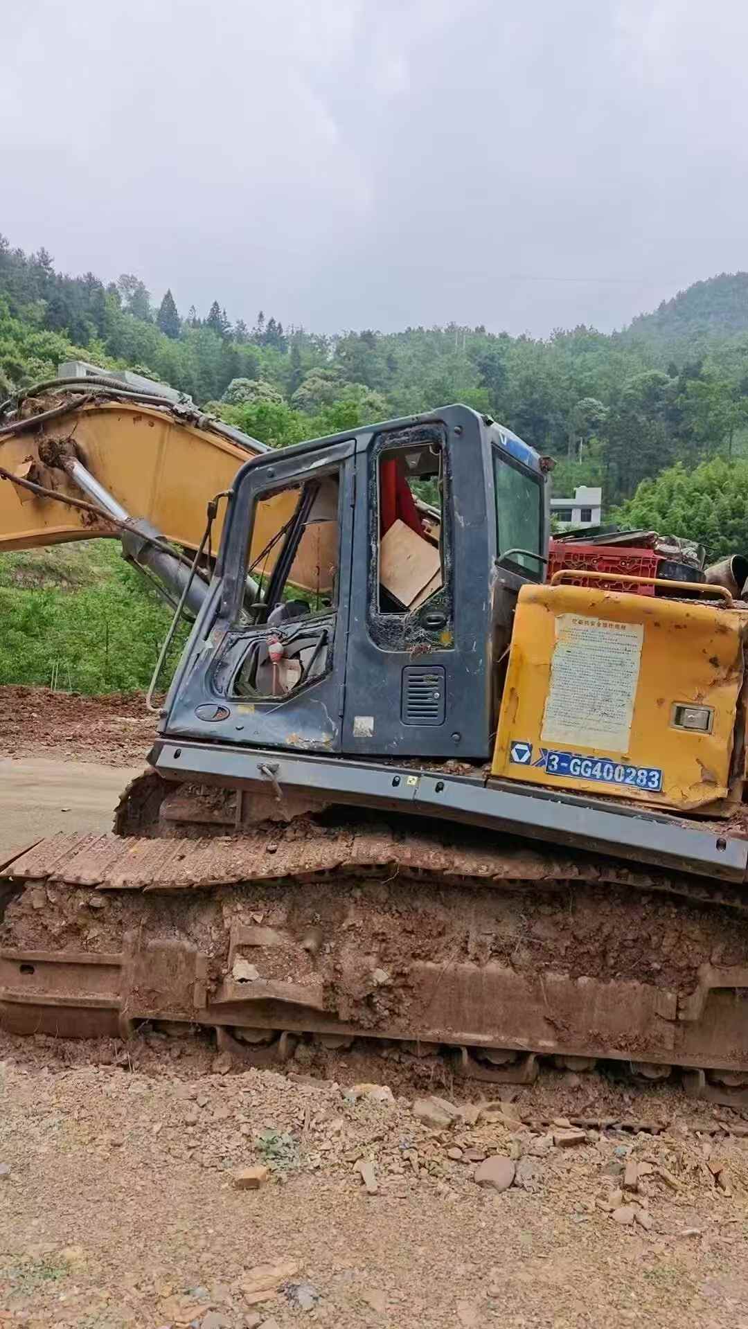 Buy XCMG XE490D Used Excavator / 3