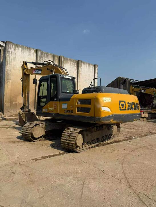 Buy XCMG XE200DA Used Excavator / 1