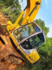 Buy Sumitomo SH200A3 Used Excavator / 4 Buy Sumitomo SH200A3 Used Excavator / 4