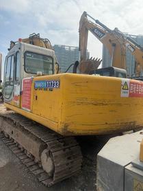 Buy Kato 820-3SP Used Excavator / 3 Buy Kato 820-3SP Used Excavator / 3