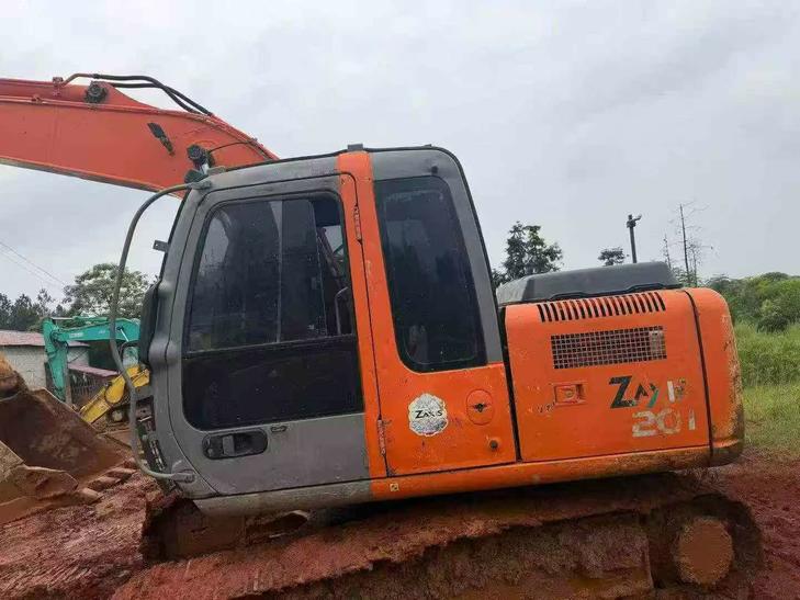 Buy Hitachi EX120 Used Excavator / 1