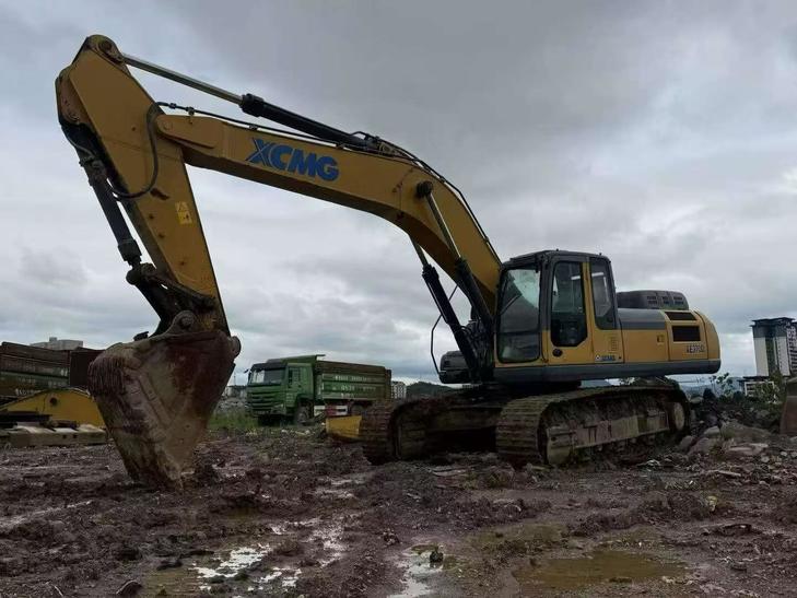 Buy XCMG XE370 Used Excavator / 1