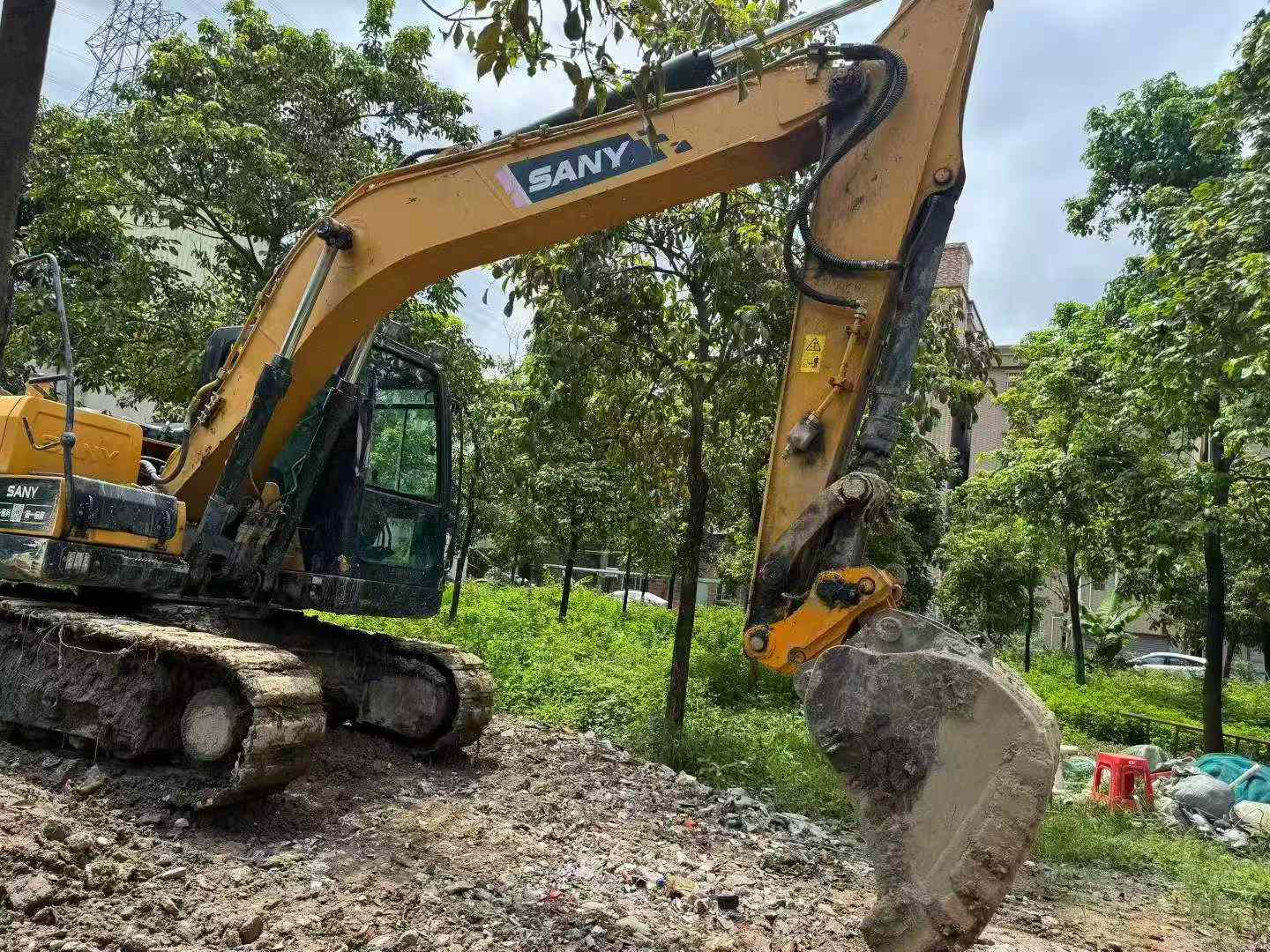 Buy Sany SY135 Used Excavator / 2