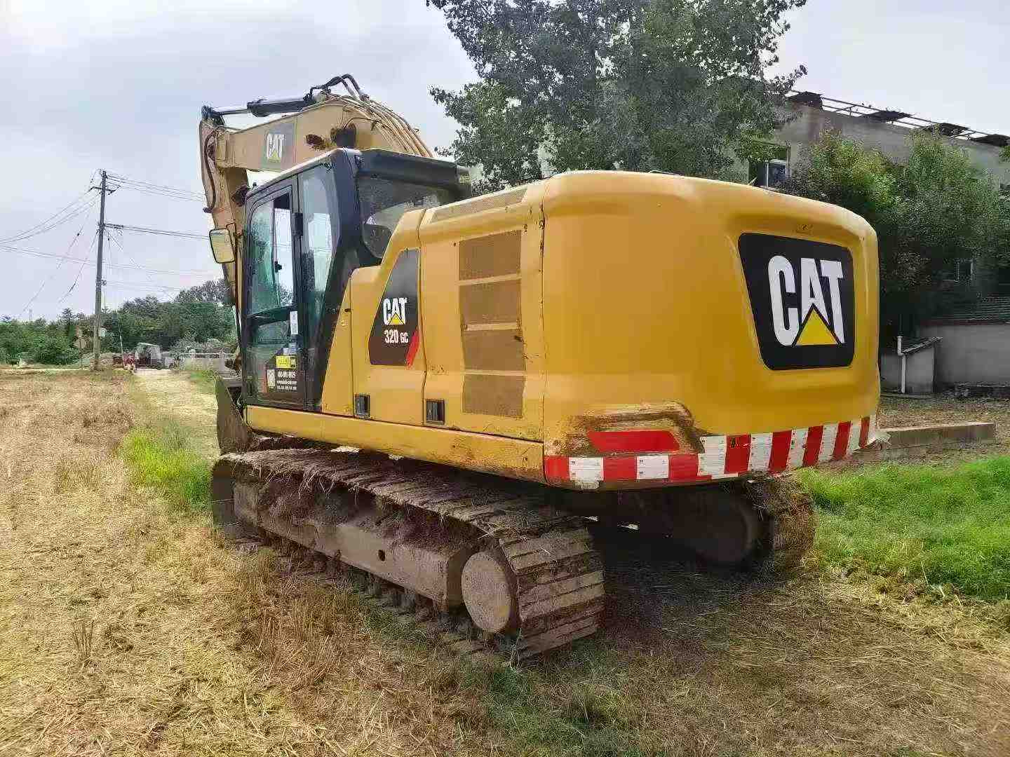 Buy Caterpillar 320A Used Excavator / 1