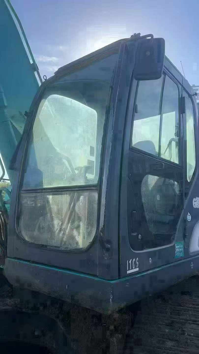 Buy Kobelco SK260 Used Excavator / 4 Buy Kobelco SK260 Used Excavator / 4