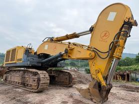 Buy XCMG XE900C Used Excavator / 3 Buy XCMG XE900C Used Excavator / 3