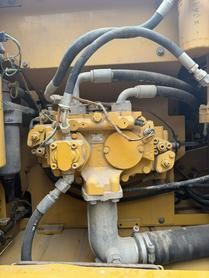 Buy Caterpillar 323D2L Used Excavator / 6 Buy Caterpillar 323D2L Used Excavator / 6