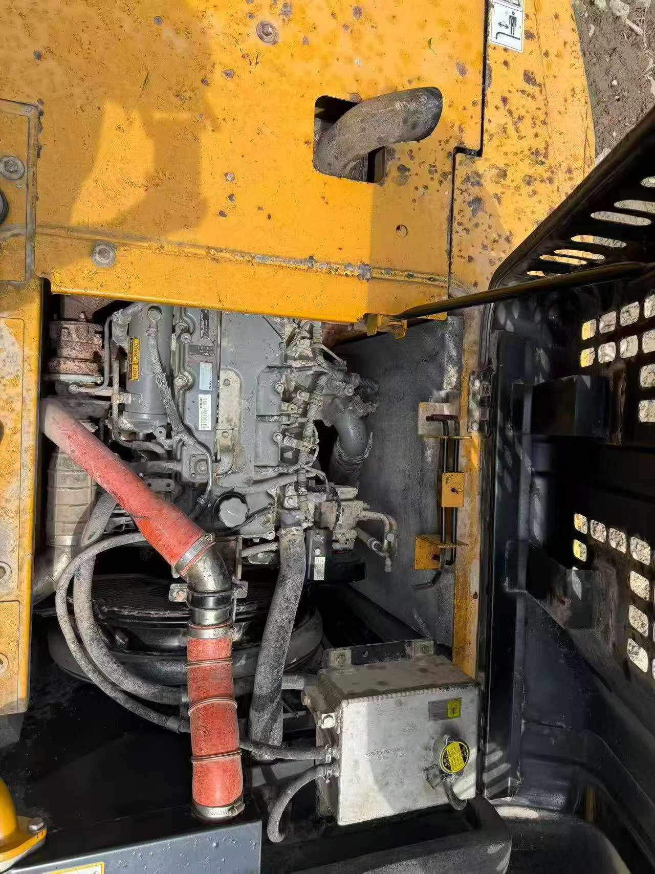 Buy Sany SY135 Used Excavator / 8
