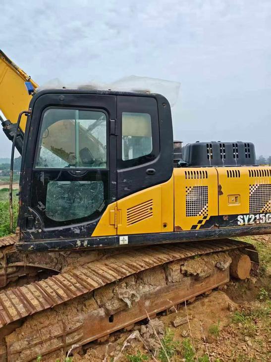 Buy Sany SY215C Used Excavator / 1