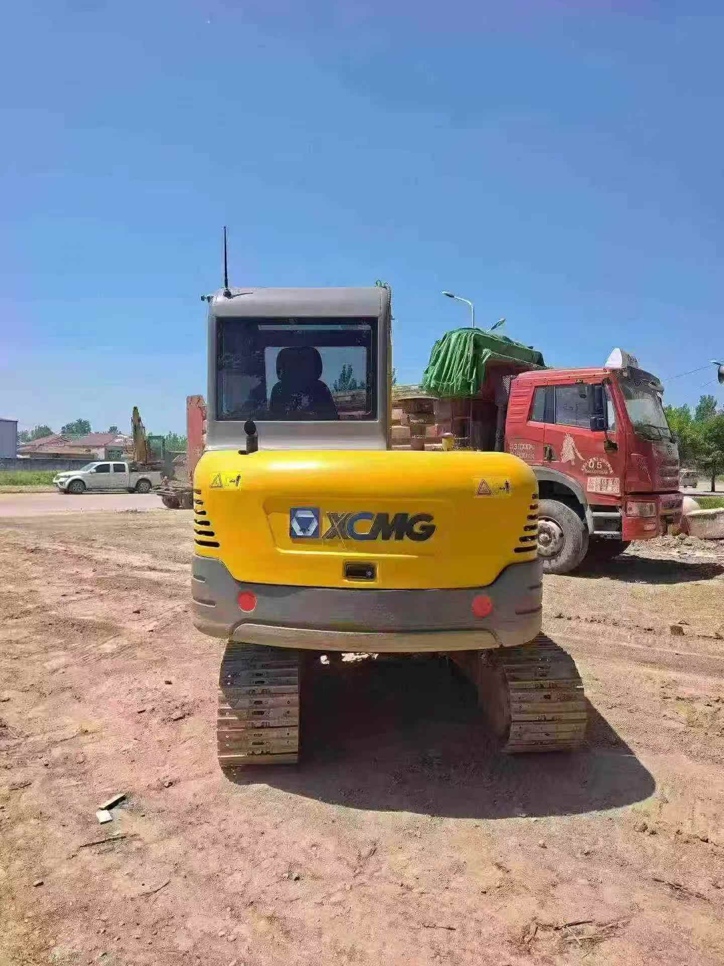Buy XCMG XE60 Used Excavator / 9