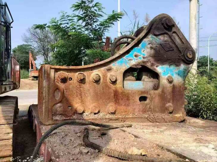 Buy Hitachi ZX450 Used Excavator / 1