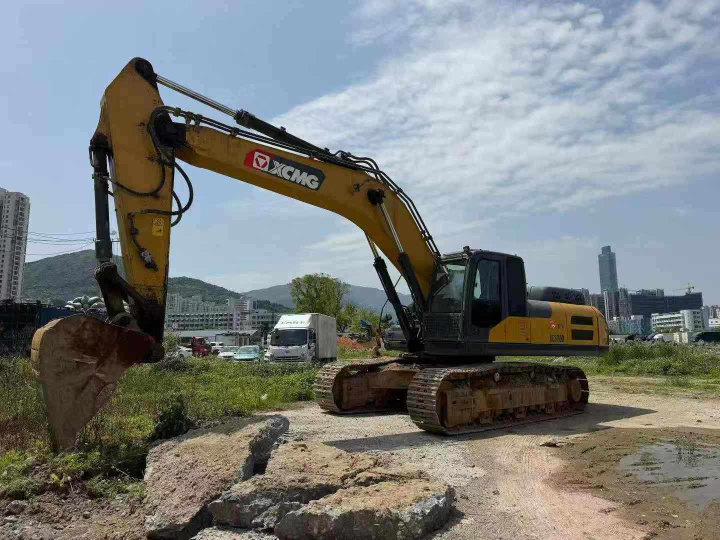 Buy XCMG XE370 Used Excavator / 7
