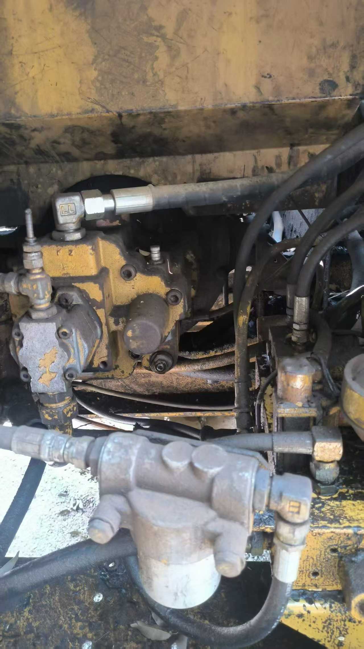 Buy Caterpillar E70B Used Excavator / 2