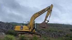 Buy Komatsu HB215LC-1 Used Excavator / 2 Buy Komatsu HB215LC-1 Used Excavator / 2