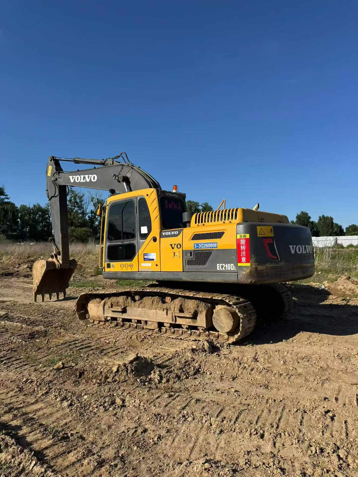 Buy Volvo EC210B Used Excavator / 1