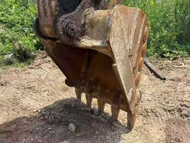 Buy Sany SY125C Used Excavator / 9 Buy Sany SY125C Used Excavator / 9