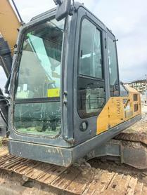 Buy XCMG XE200D Used Excavator / 7 Buy XCMG XE200D Used Excavator / 7