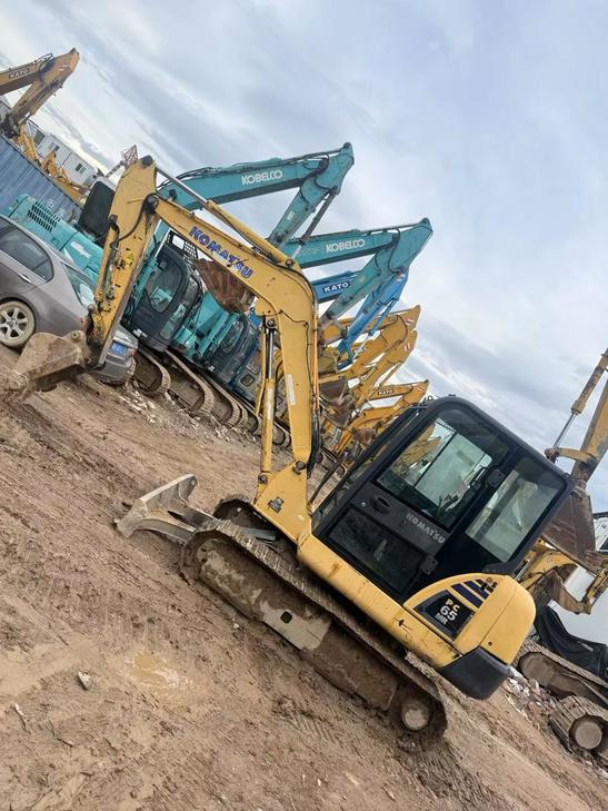 Buy Komatsu PC56-7 Used Excavator / 1