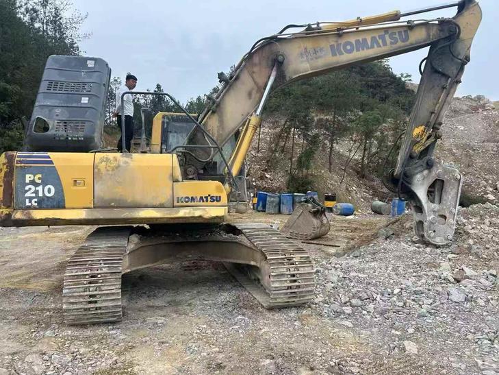 Buy Komatsu PC300 Used Excavator / 1