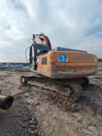 Buy Hitachi EX200-3 Used Excavator / 3 Buy Hitachi EX200-3 Used Excavator / 3