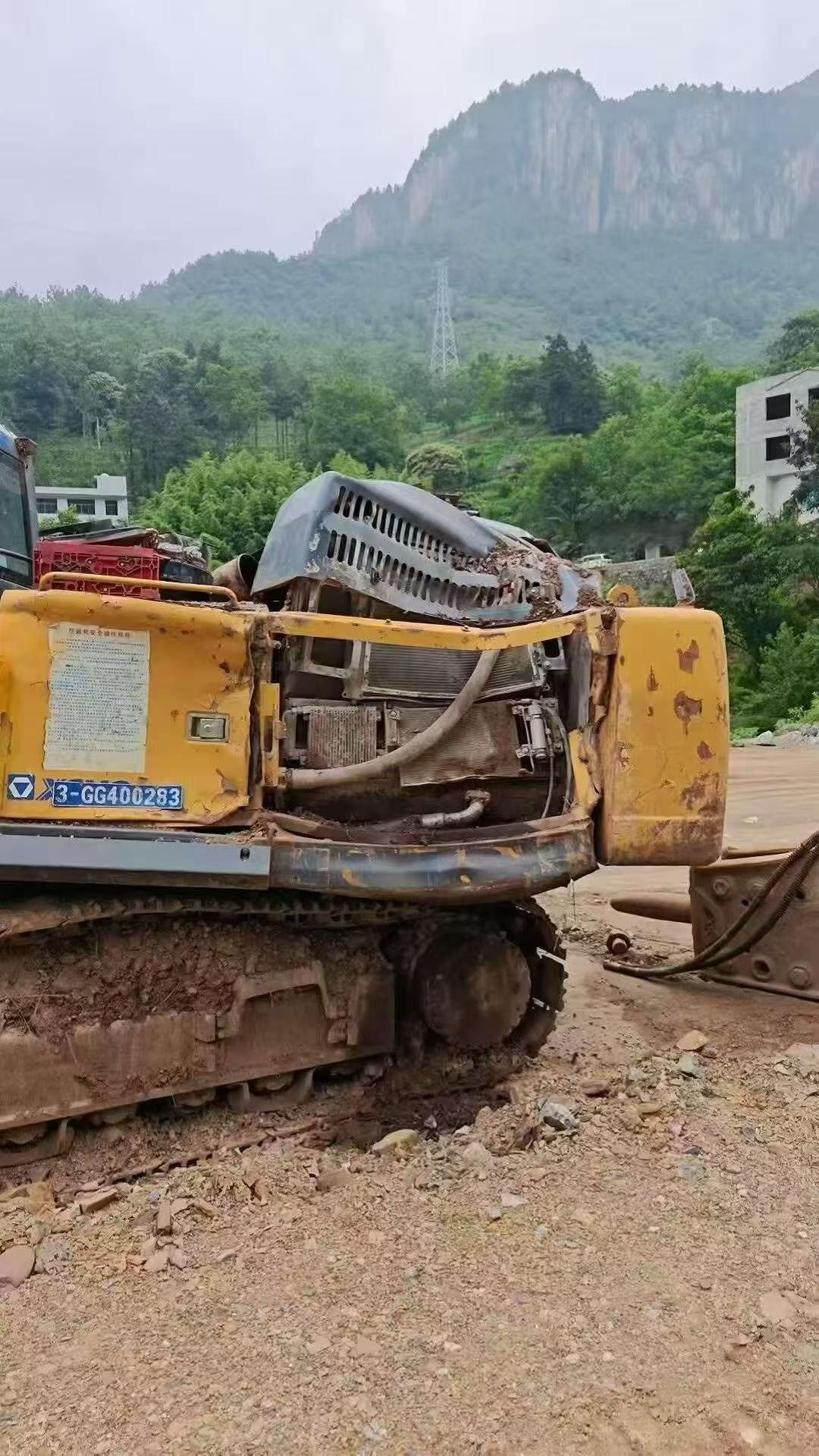 Buy XCMG XE490D Used Excavator / 6 Buy XCMG XE490D Used Excavator / 6