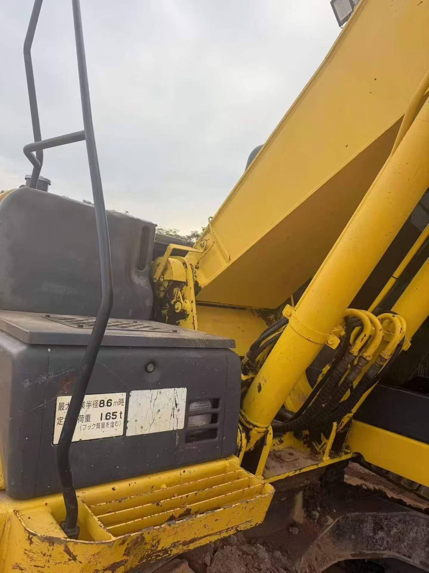 Buy Sumitomo SH200A5 Used Excavator / 3