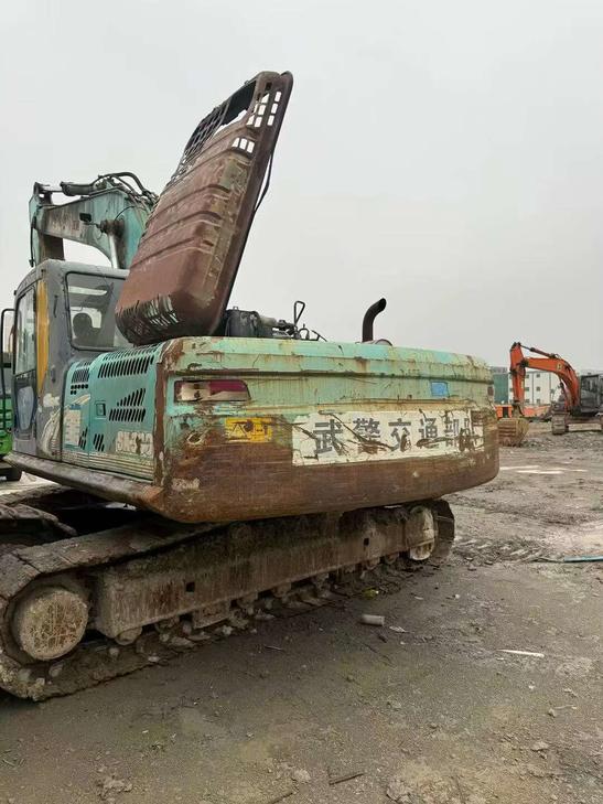 Buy Kobelco SK260 Used Excavator / 1