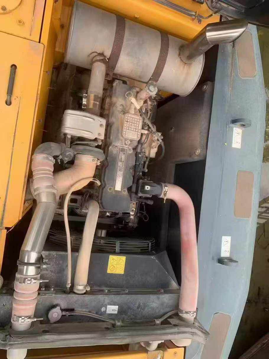 Buy Hyundai R215VS Used Excavator / 3