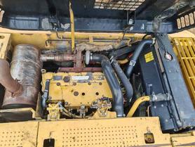 Buy Caterpillar 320D Used Excavator / 5 Buy Caterpillar 320D Used Excavator / 5