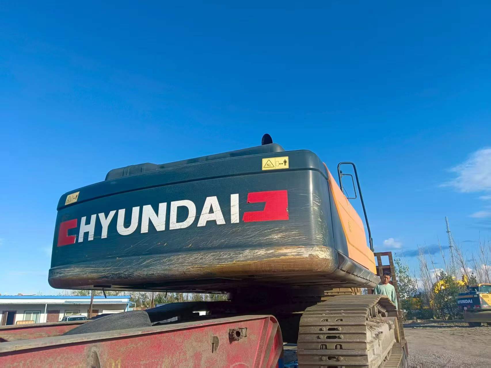 Buy Hyundai R350LVS Used Excavator / 5 Buy Hyundai R350LVS Used Excavator / 5