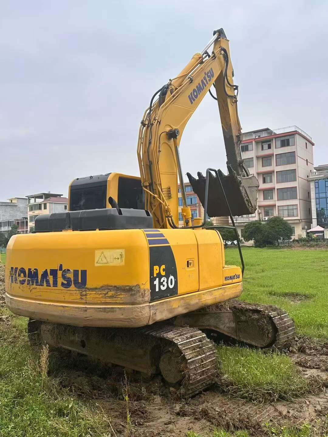 Buy Komatsu PC110-7 Used Excavator / 2 Buy Komatsu PC110-7 Used Excavator / 2
