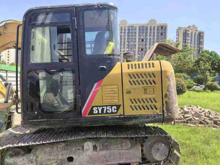 Buy Sany SY75 Used Excavator / 1