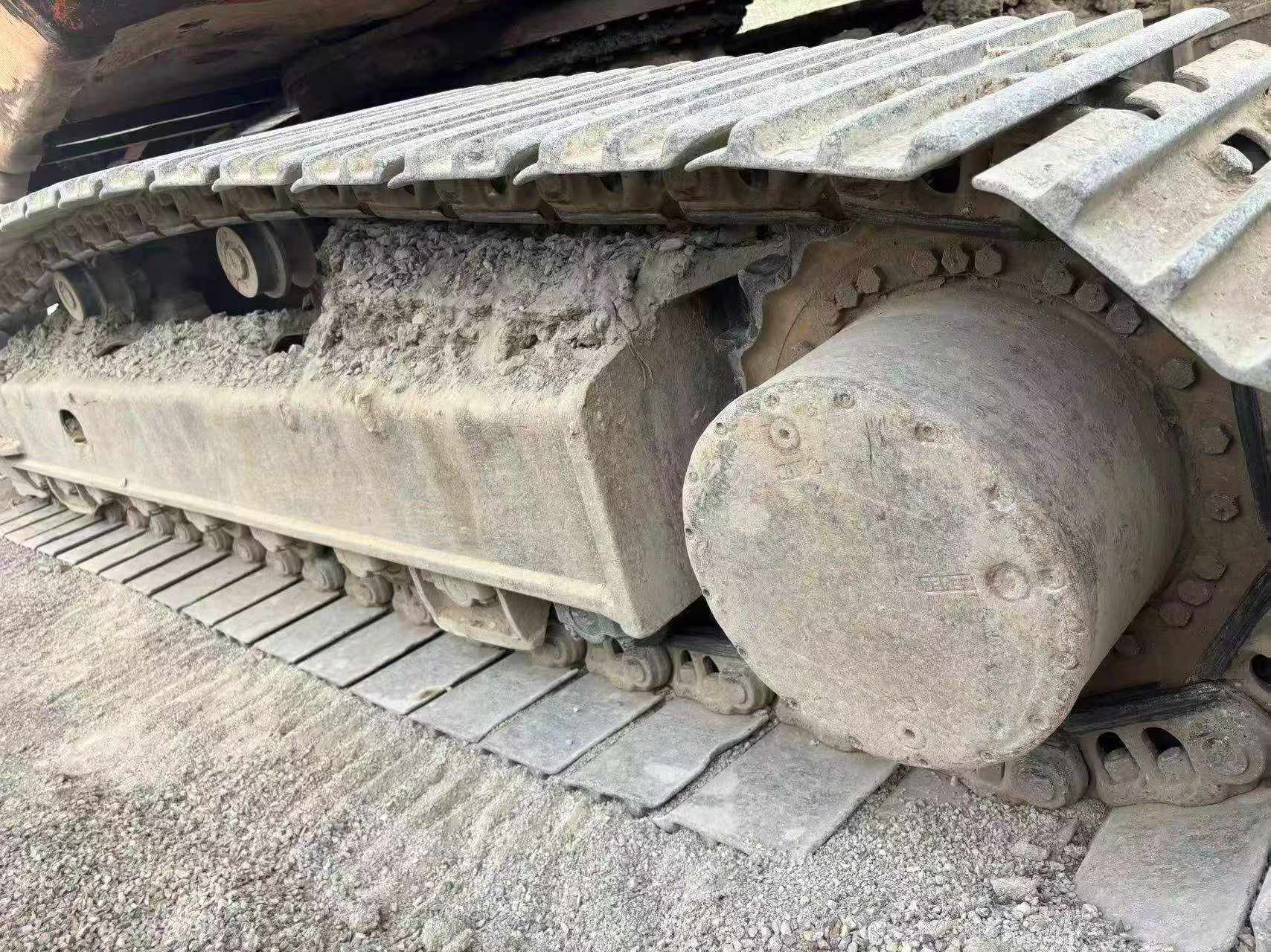 Buy Doosan DH220-3 Used Excavator / 3 Buy Doosan DH220-3 Used Excavator / 3