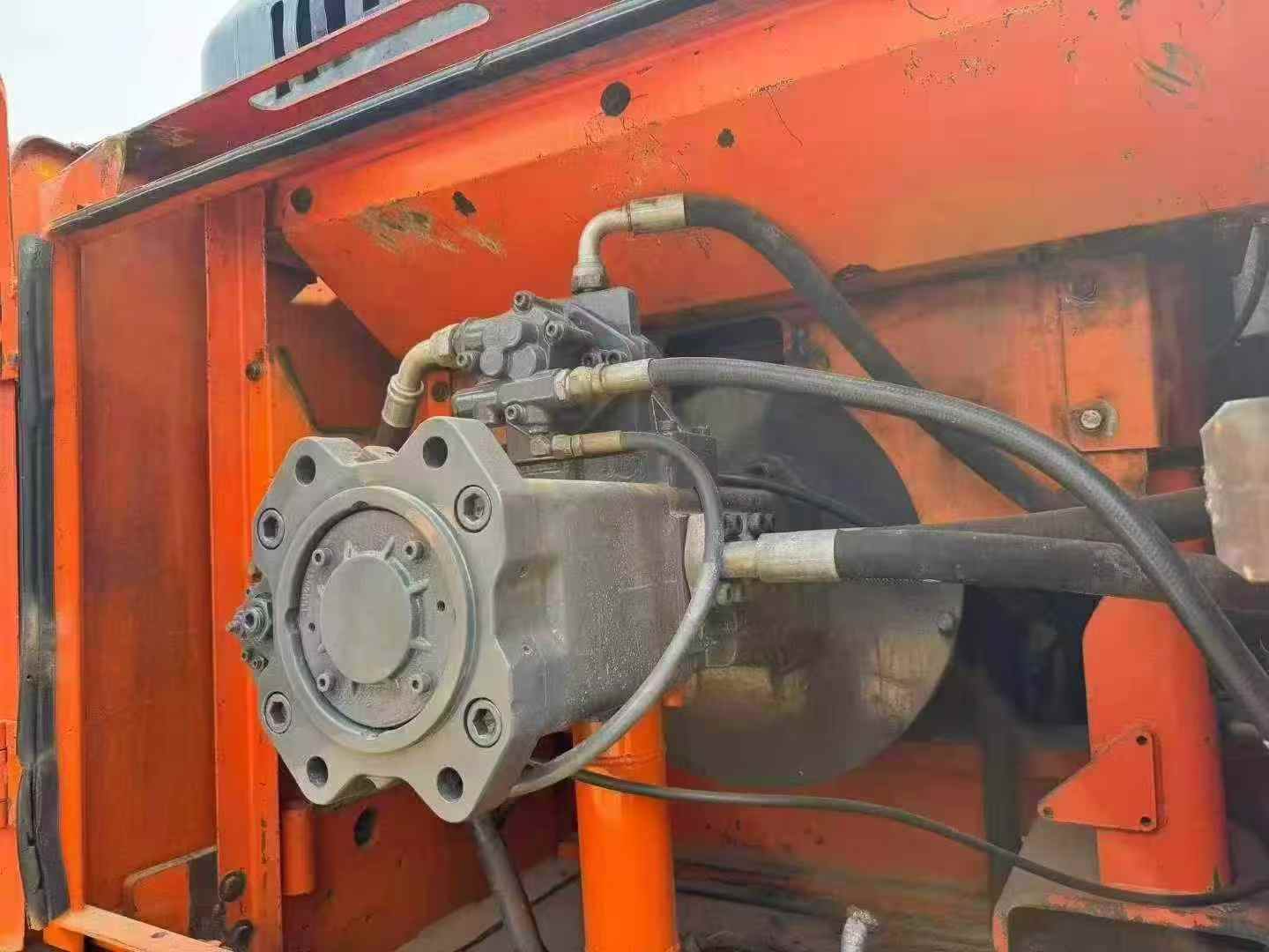 Buy Doosan DH370LC-9 Used Excavator / 9