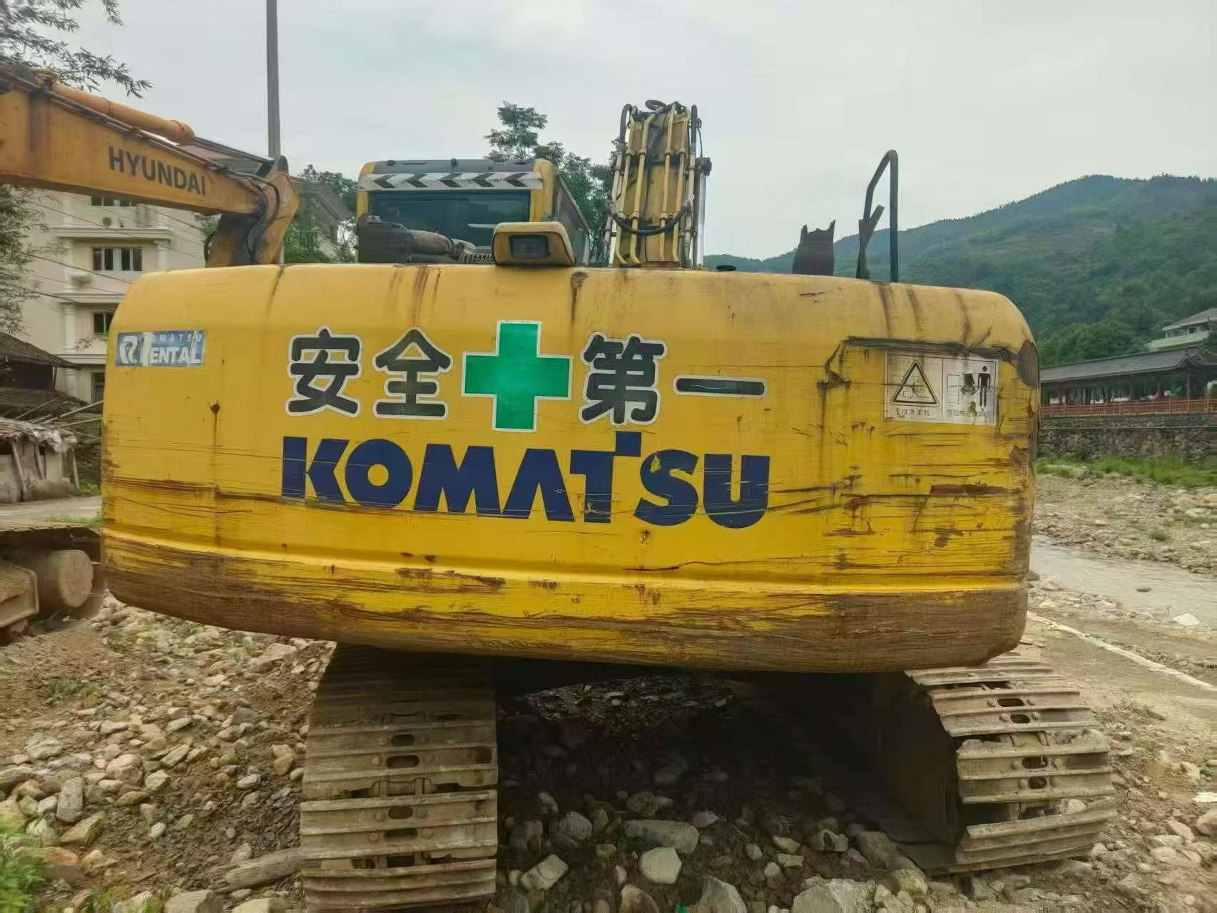 Buy Komatsu PC200-8 Used Excavator / 3 Buy Komatsu PC200-8 Used Excavator / 3